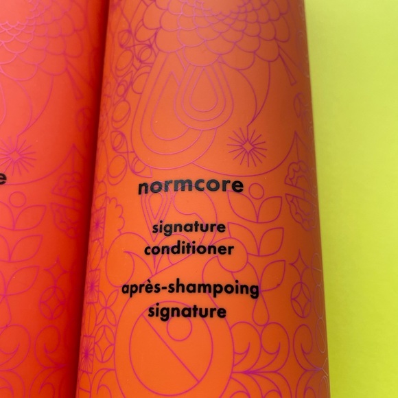 AMIKA SHAMPOO &  CONDITIONER 33.8 oz - Picture 6 of 9